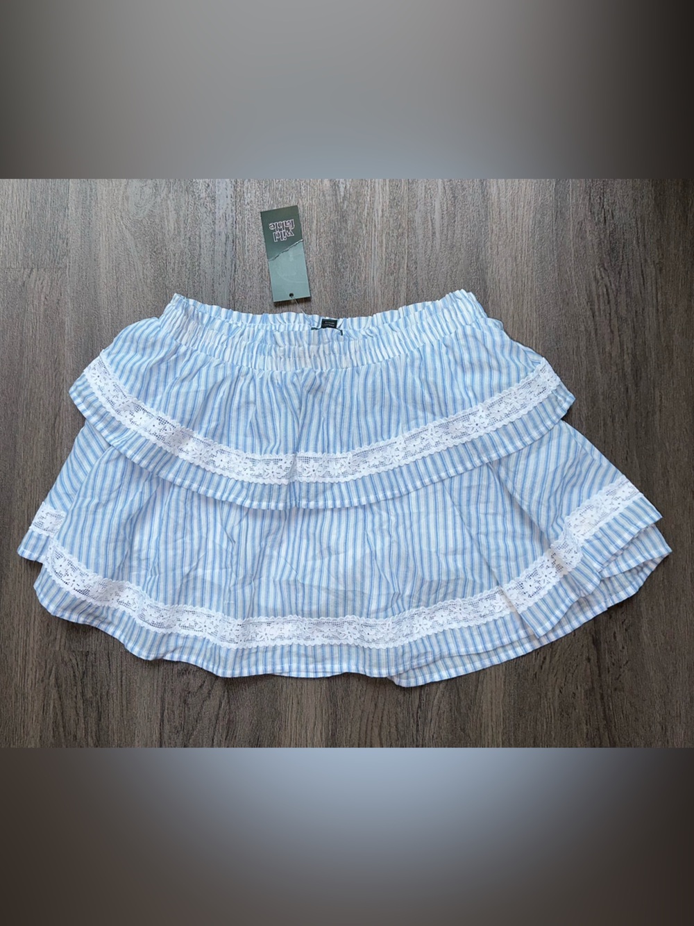Tiered ruffle skirt with lace, blue & white stripes NWT Small - built-in shorts
